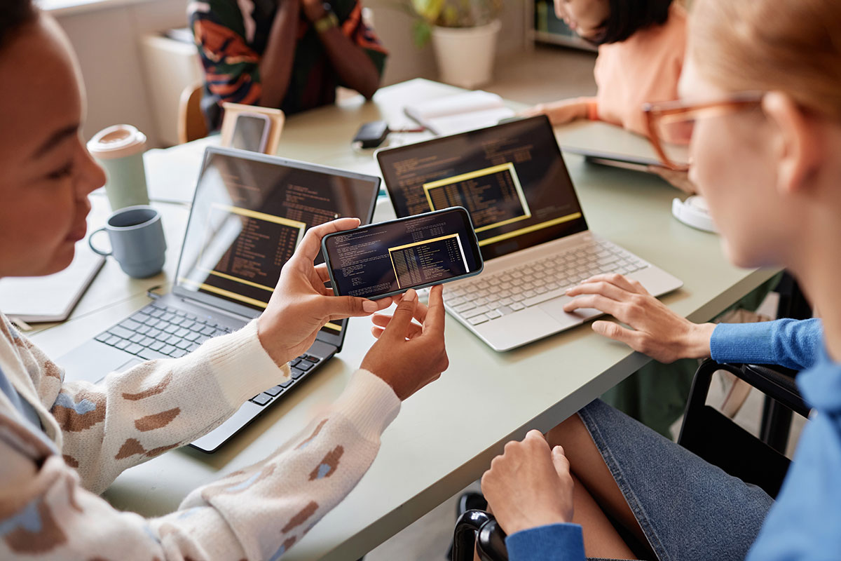 Fashion & Ethnic Wear Blogs – Shahjade Avenue